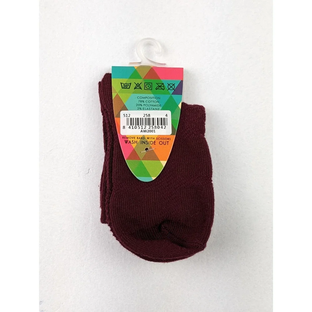 Zubii Maroon Ankle Socks